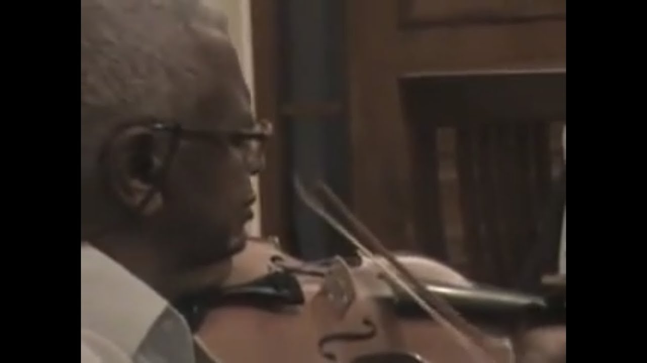 Hinos CCB  Instrumental Ir. Miltão do Violino  e  piano