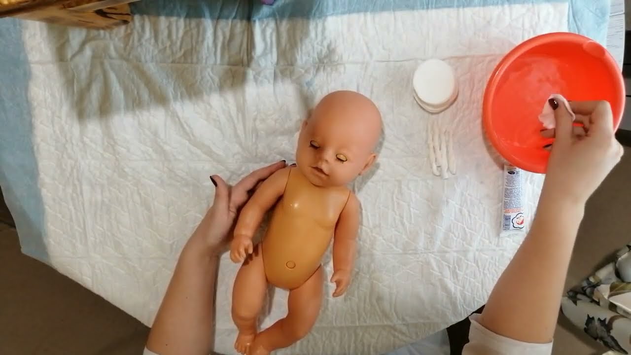 Утренний туалет новорожденного и грудного ребенка