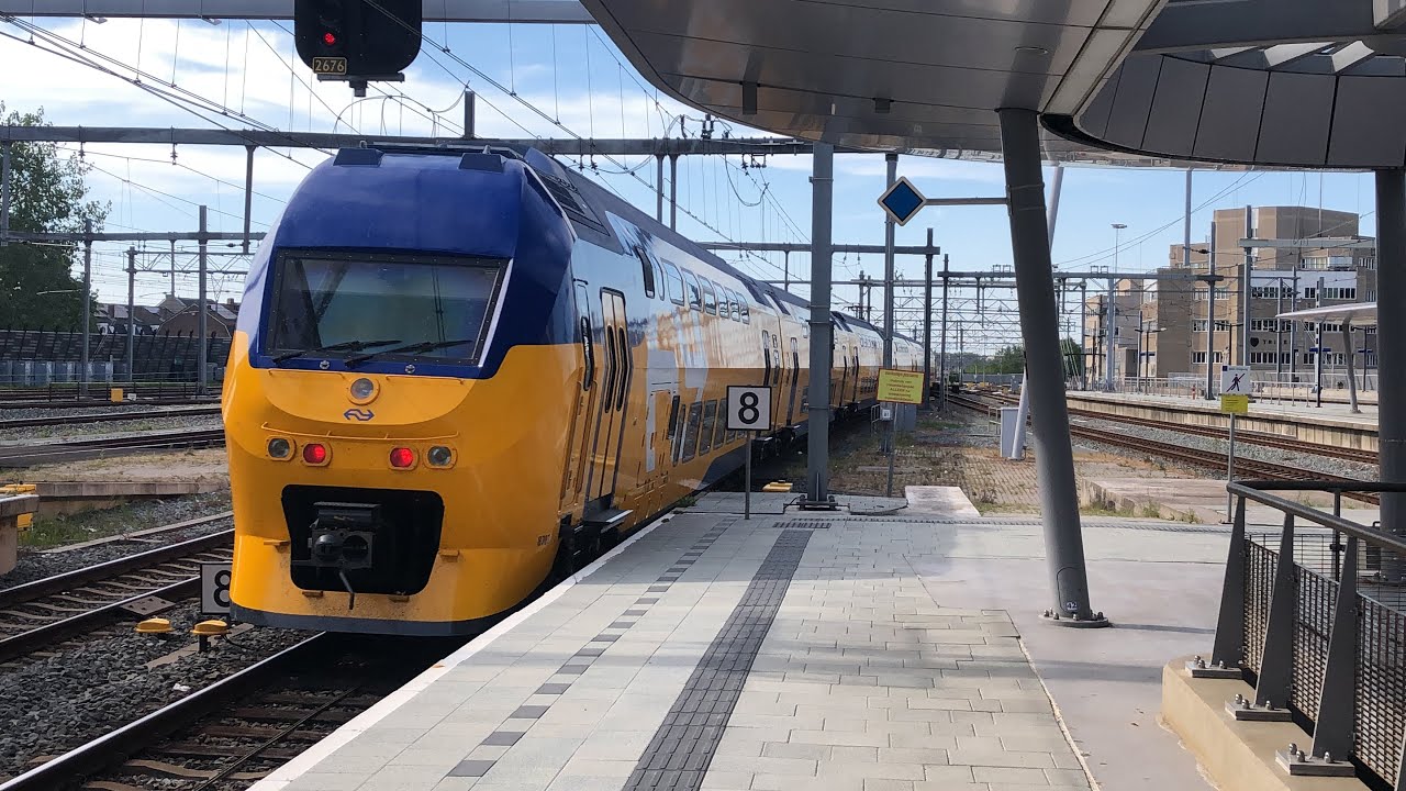12 BAKKEN VIRM 8715 + 8707 vertrekken van Utrecht Centraal! || 3-6-2022 || Treinspotter Nick