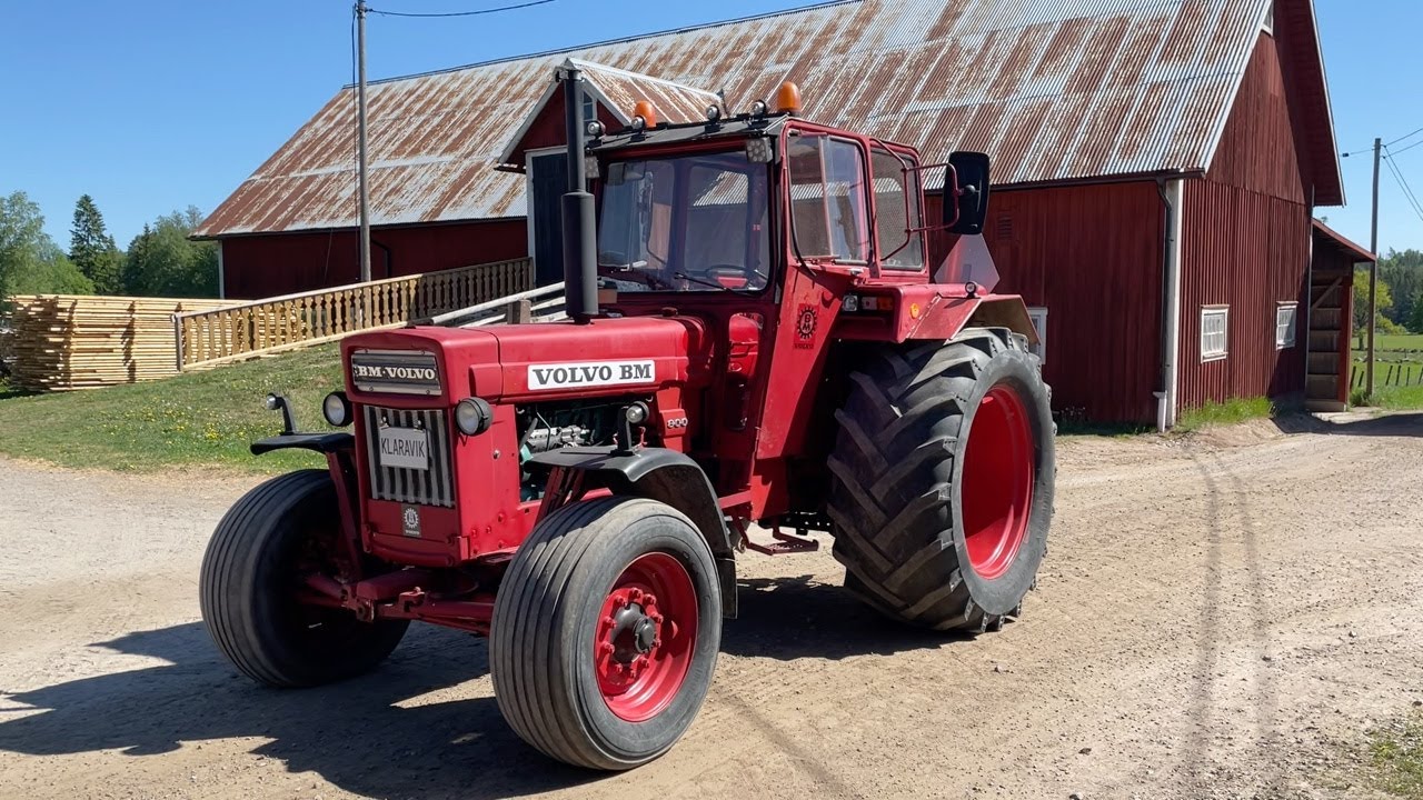 Köp Traktor Volvo BM 800 på Klaravik