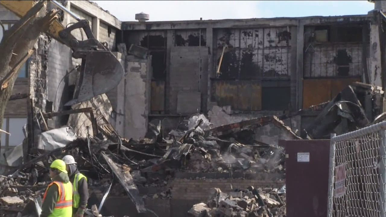Demolition crew brings down Mitchell School gymnasium
