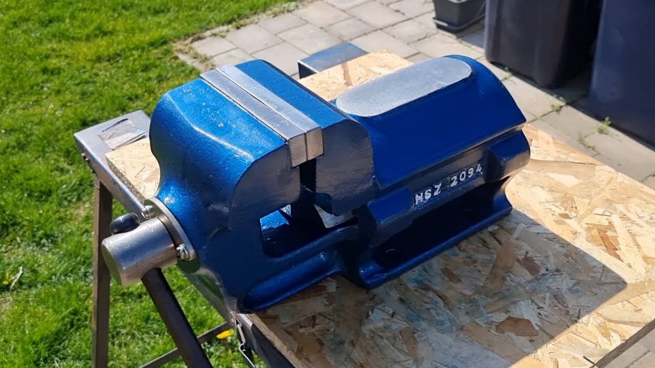 Hungarian vise restoration
