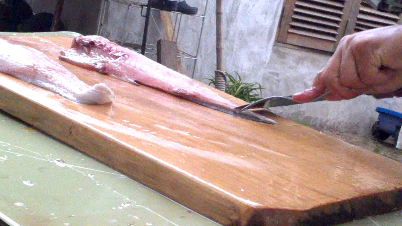 limpieza y fileteado de brotola