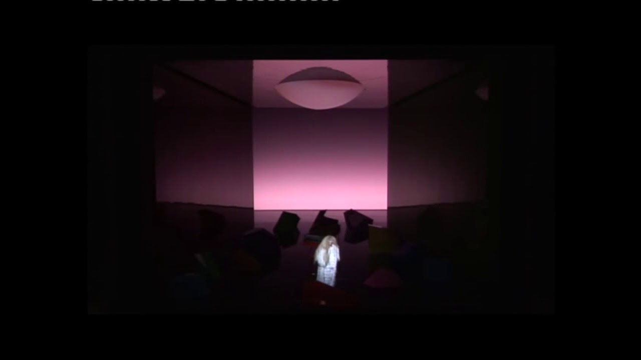 Dovlet Nurgeldiyev sings