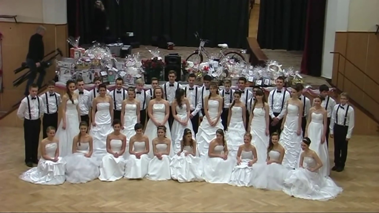 ples ZŠ Vnorovy 2015
