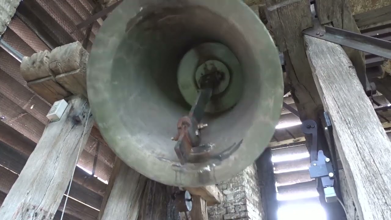 Enying (H) - Nepomuki Szent János templom harangjai egyesével