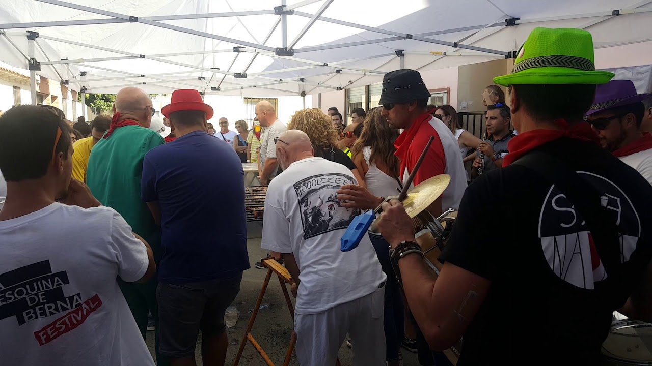 PEÑA SFK MARRANO EN EL ASADOR 2018