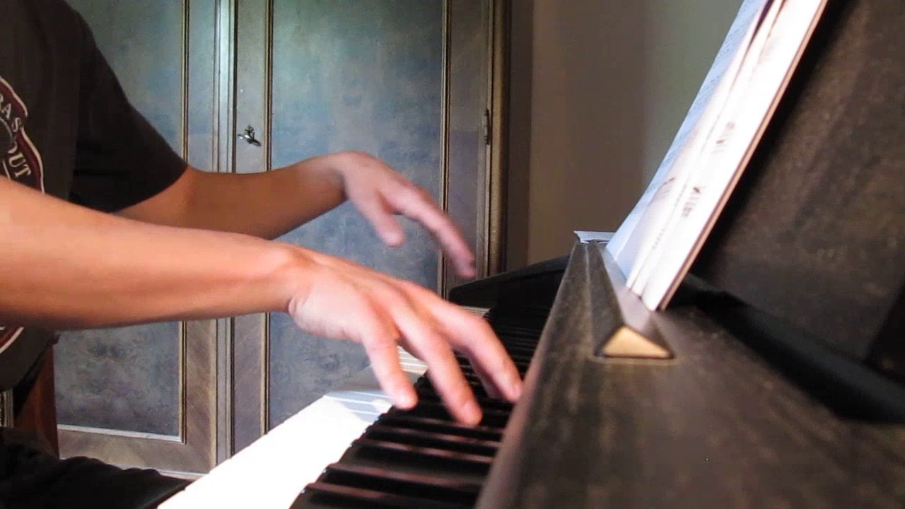Queen - We Are The Champions (piano track)