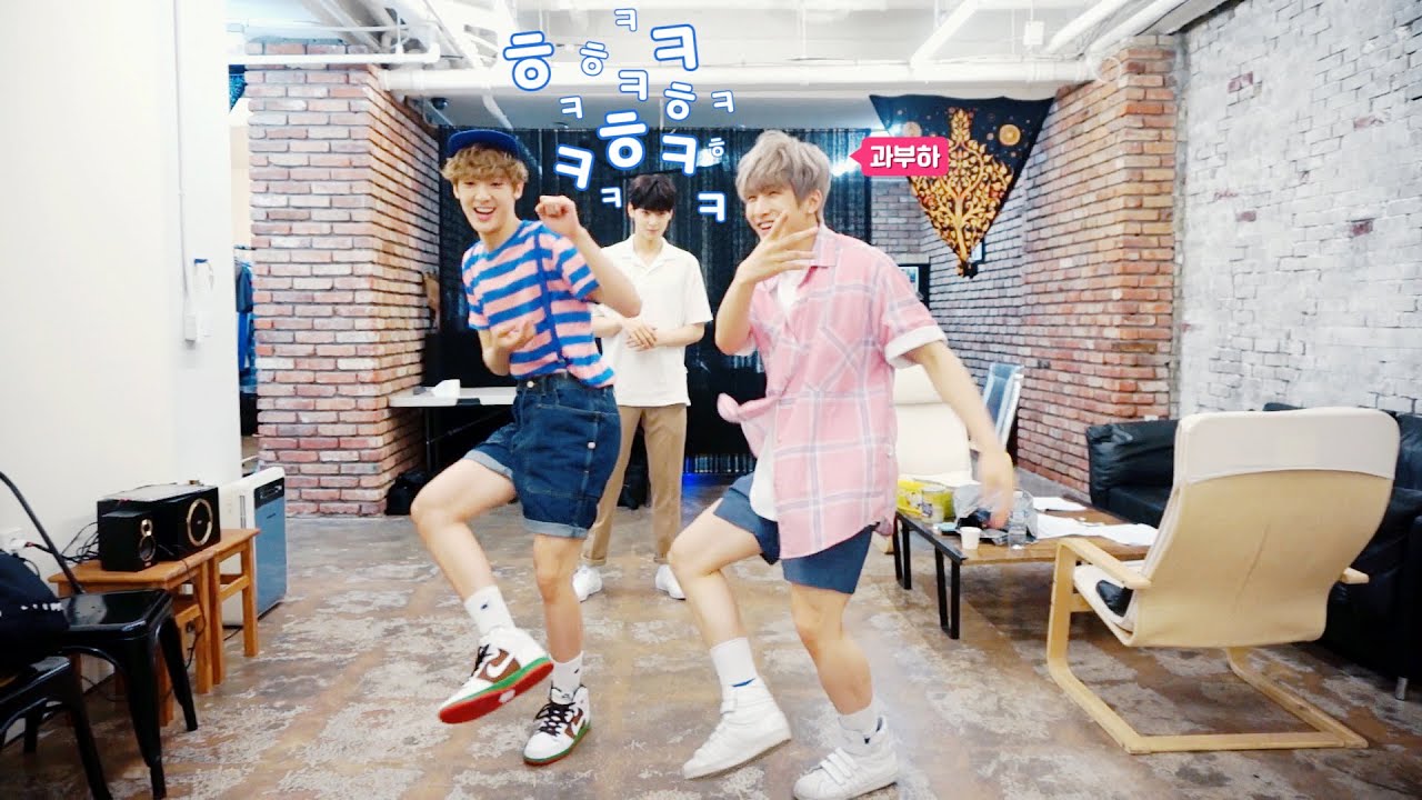 [ASTRO PLAY] 풍선 두둠칫