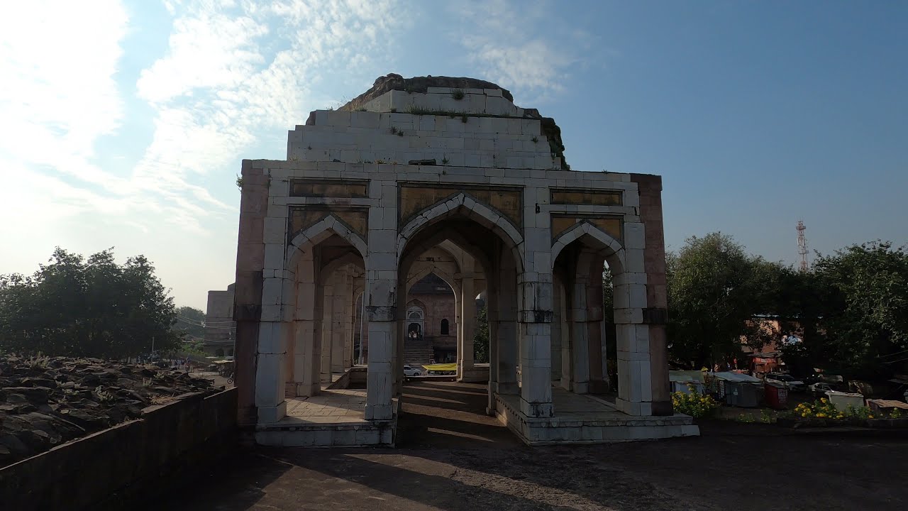 Ashrafi Mahal | Mandu