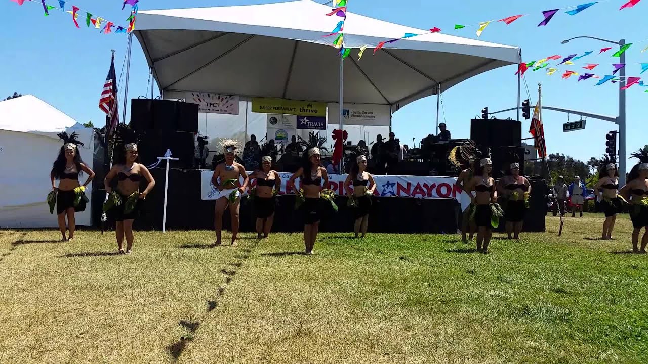 To'erau Manu Rahi at Vallejo Pista sa Nayon