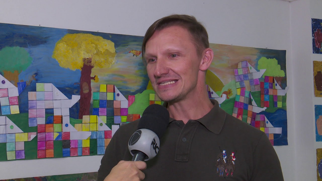 Terceira exposi&ccedil;&atilde;o de arte da Escola Professora Alice Thiele