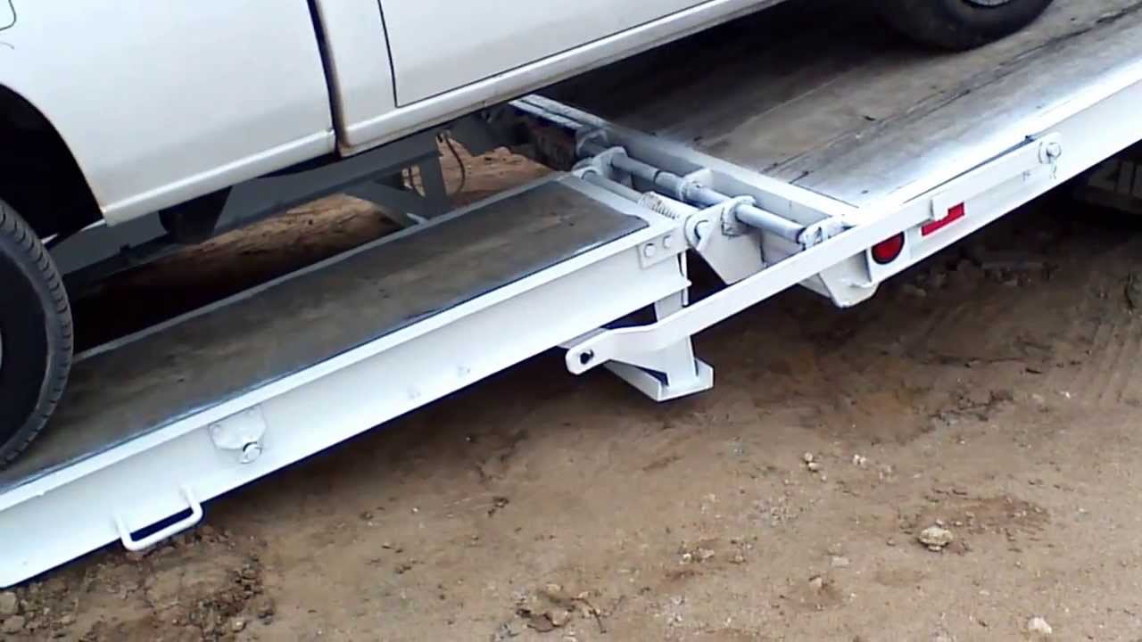 REMOLQUE PARA RETROEXCAVADORA