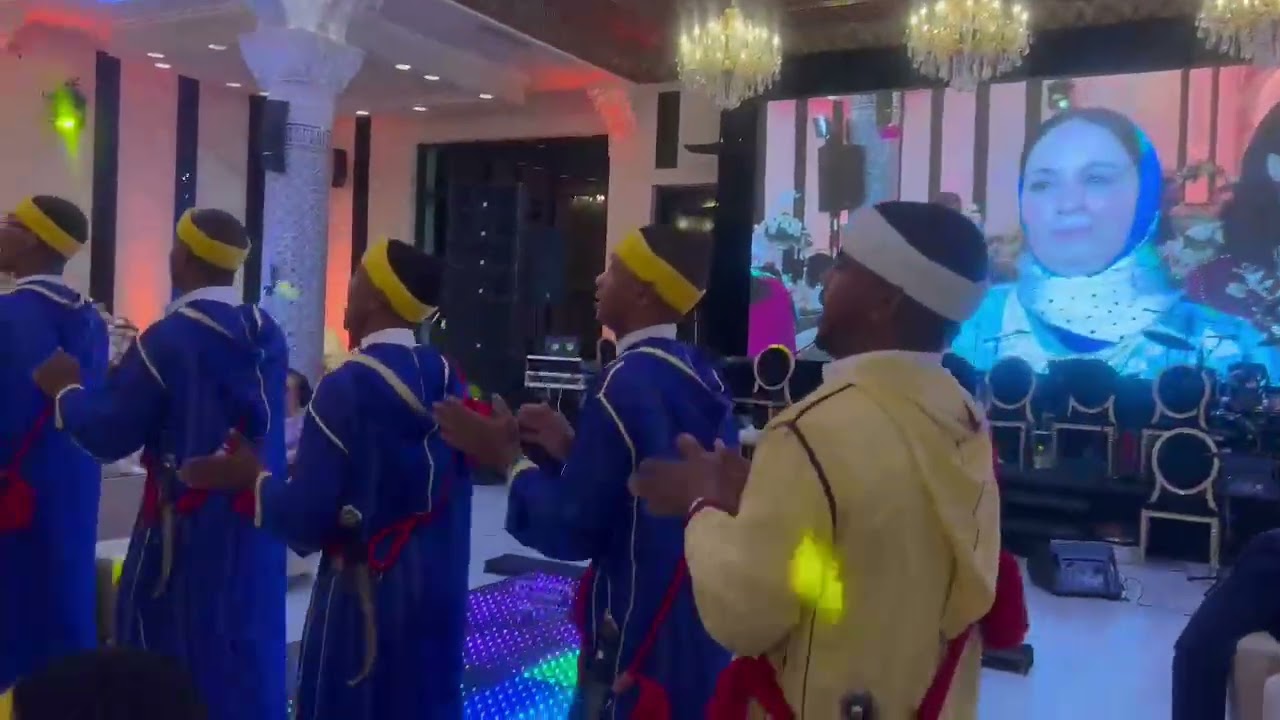 toujours l'ambiance avec groupe ahwach tafergalte 👏👏👏