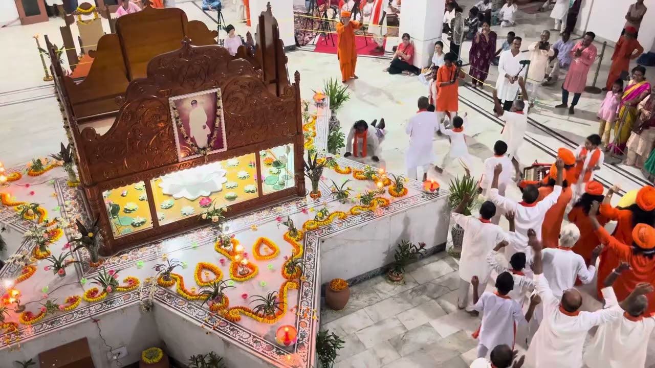 Mahaprayan Divas Evening Kirtan #Surasaptak #Baba nam Kevalam 