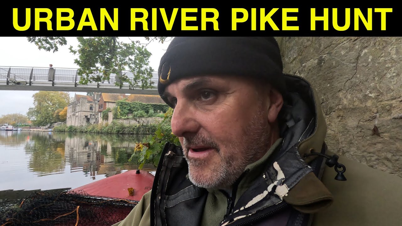Urban River Pike Hunt | Fishing from a SIB to cover the water