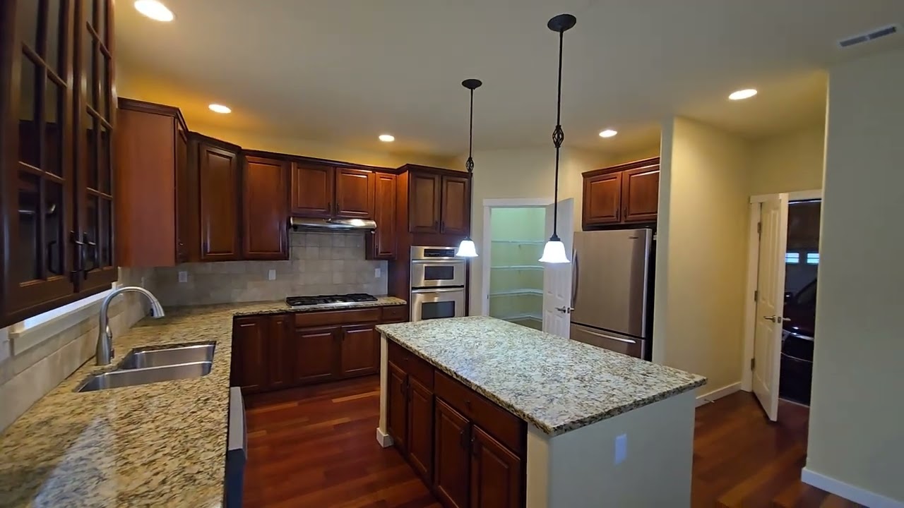 Real Estate Home Video Tour @27440 254th Ct SE, Maple Valley, WA 98038