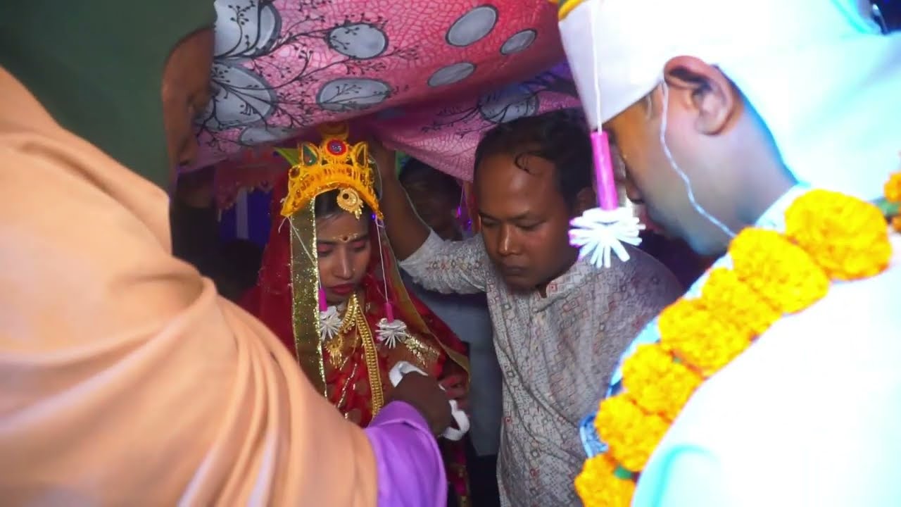 গ্রামের সনাতনী বিয়ের মালাবদল দেখে নিন | Sanatani Hindu Wedding Mala Badal | #সনাতনীবিয়ে