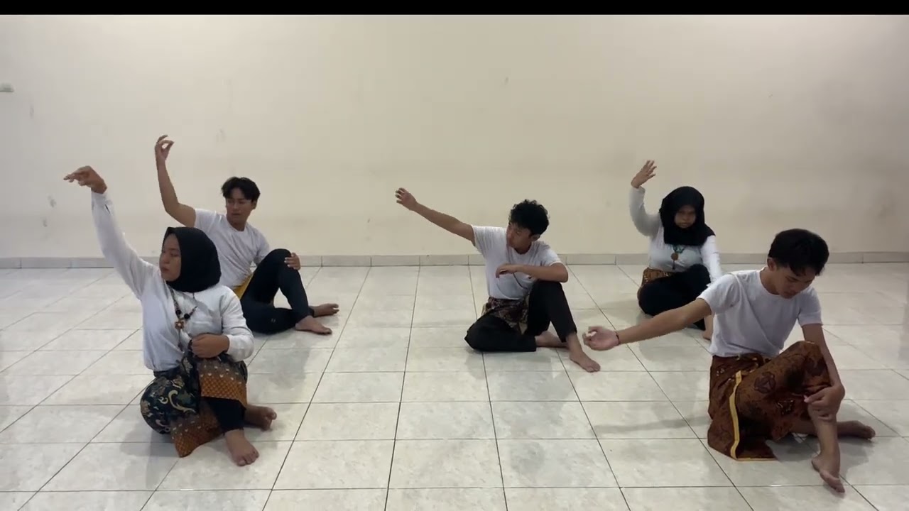 Tari kontemporer “Broken home & bullying”