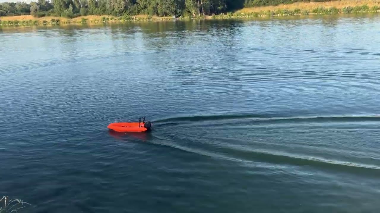 3D printed RC RIB - run with optimized hull and painted