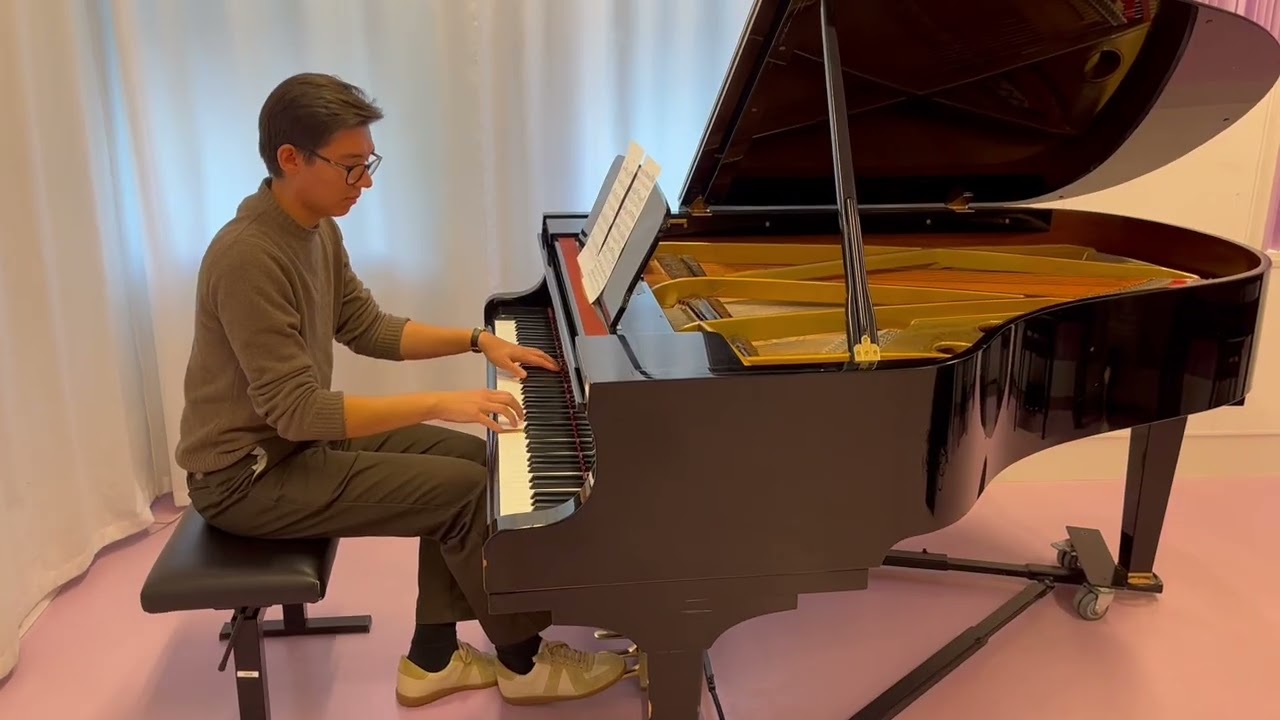 William Franzén spelar J.S. Bach Allemande ur Fransk svit c moll