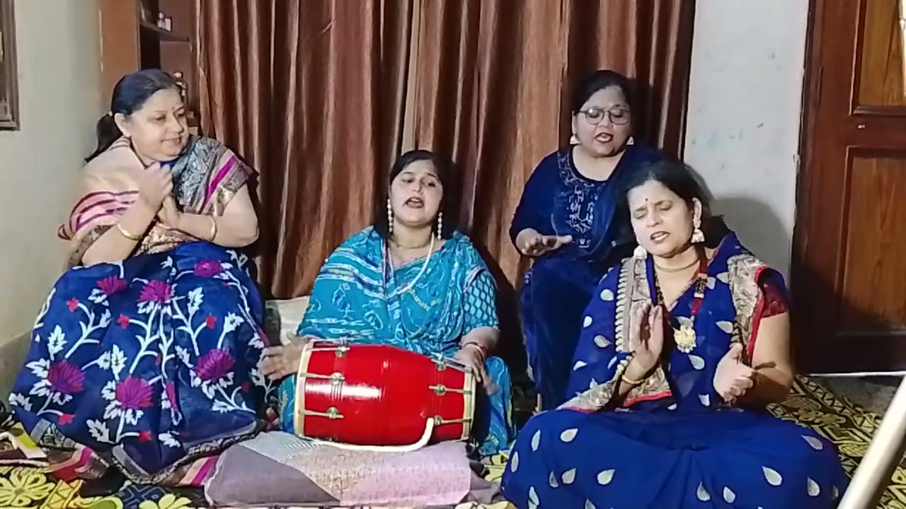 पर्वत पर बैठी गौरा करे श्रृंगार भोले से मिलने को है बेकरार भोले की दीवानी है गौरा पार्वती💐🕉️🙏🏻🕉️💞🕉️