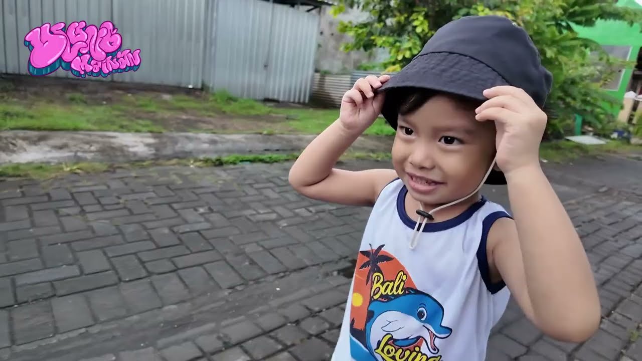 Sore-sore Beli Susu di Minimarket, eh KEHUJANAN. ULUNG DIJEMPUT IBUK. #familyvlog #familytime 