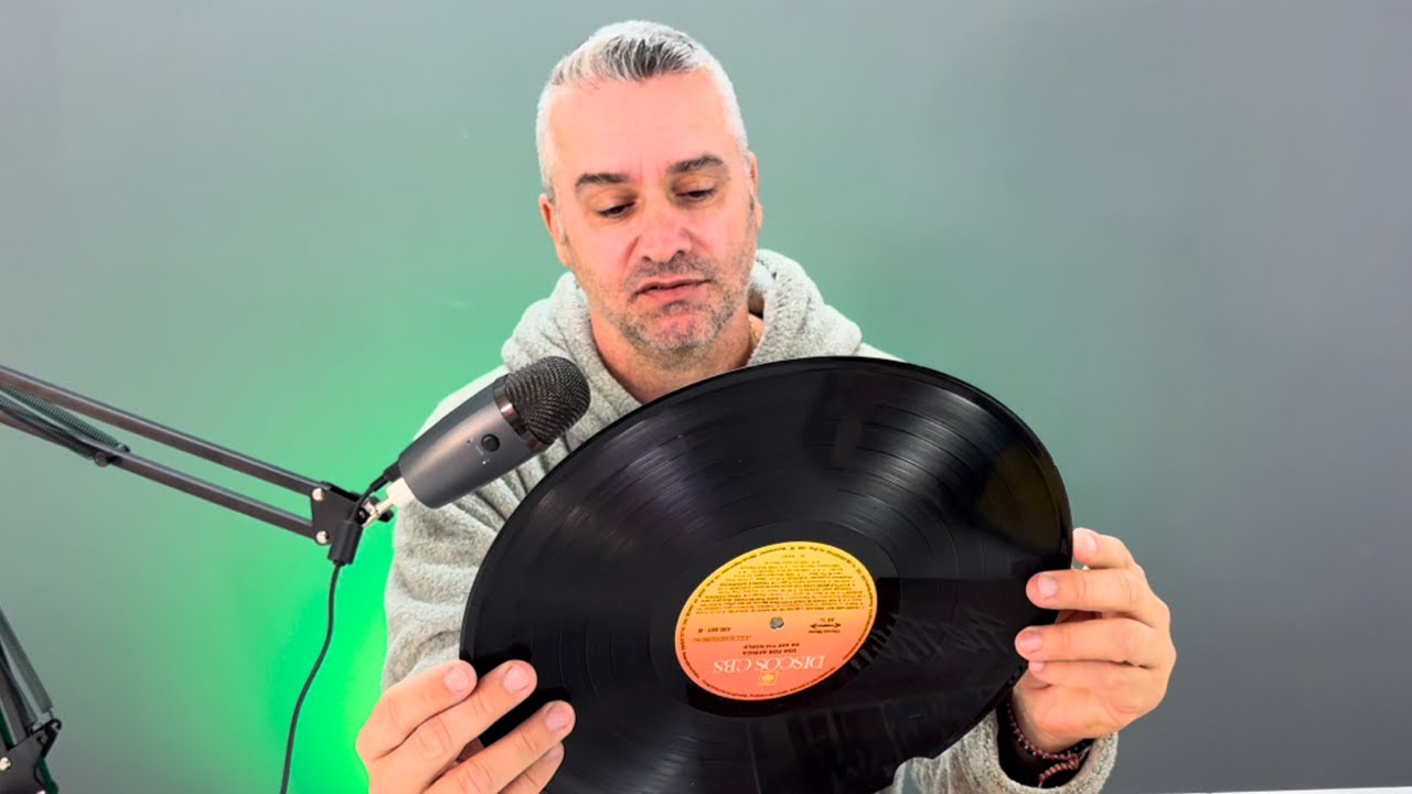 ASMR MOSTRANDO COLEÇÃO DE DISCO DE VINIL ANTIGOS E RAROS