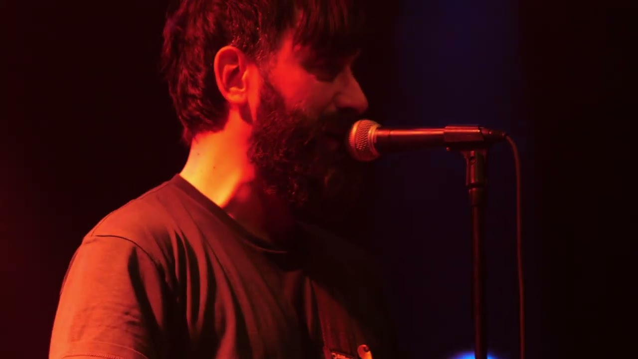 EMIL - Încrederea e un joc (live @Control)