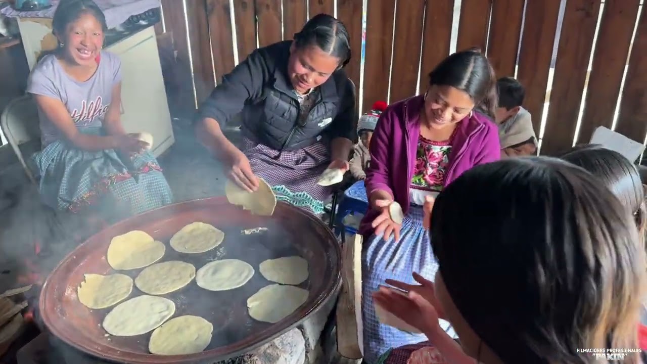 Fiesta del perdón QUINCEO 🇲🇽😱 de los novios “Victor Hugo y M Magdalena🩵🤍.
