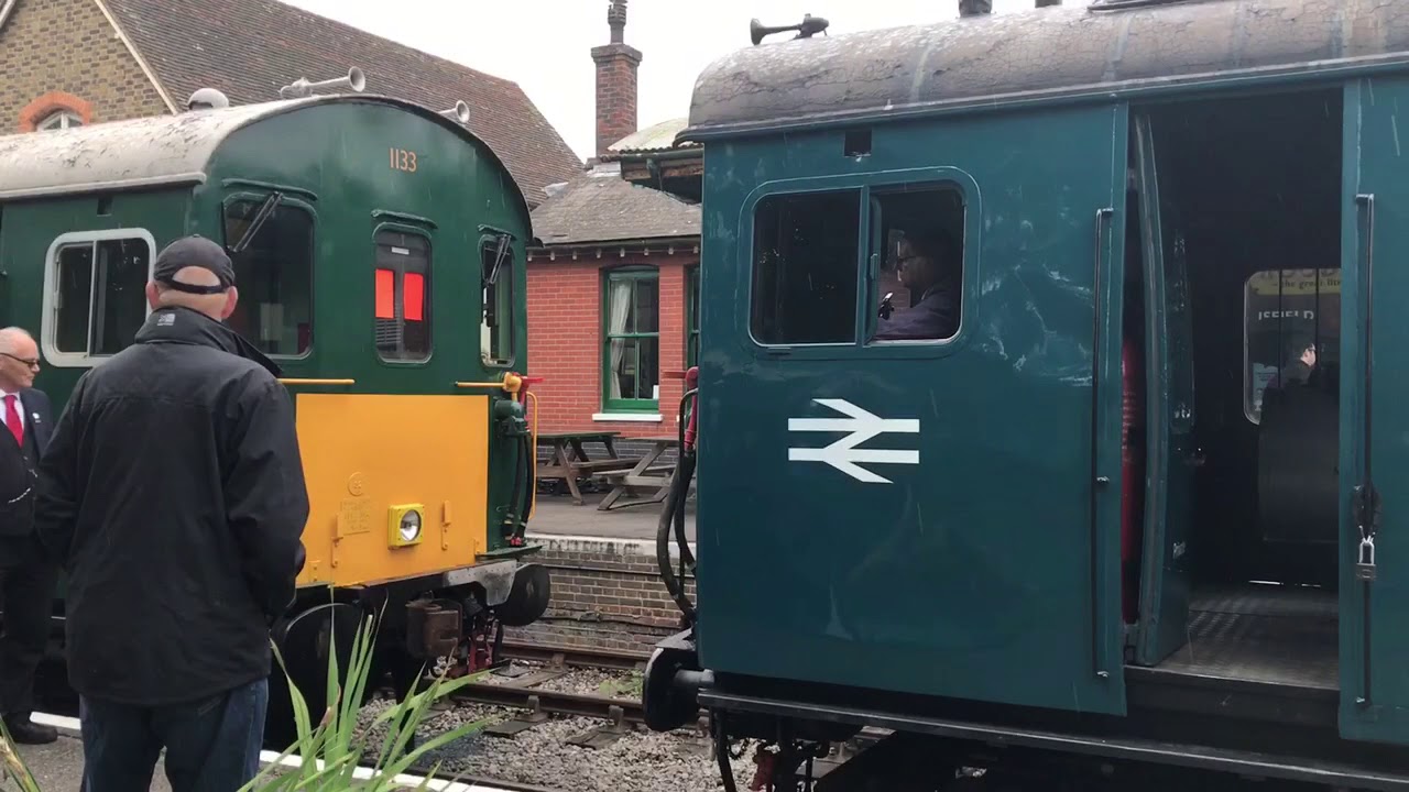 Two Class 205 Diesel Thumper Units as One