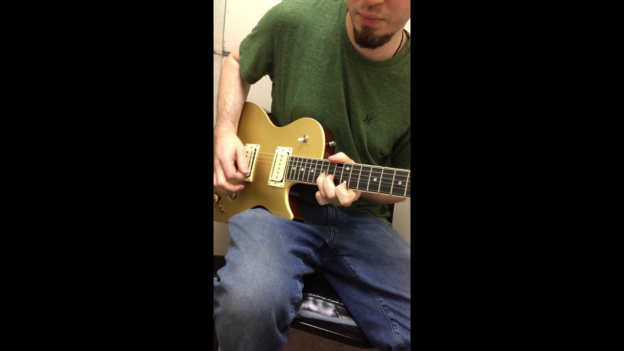 Godin Summit Classic Convertible Review @ Foxes Music