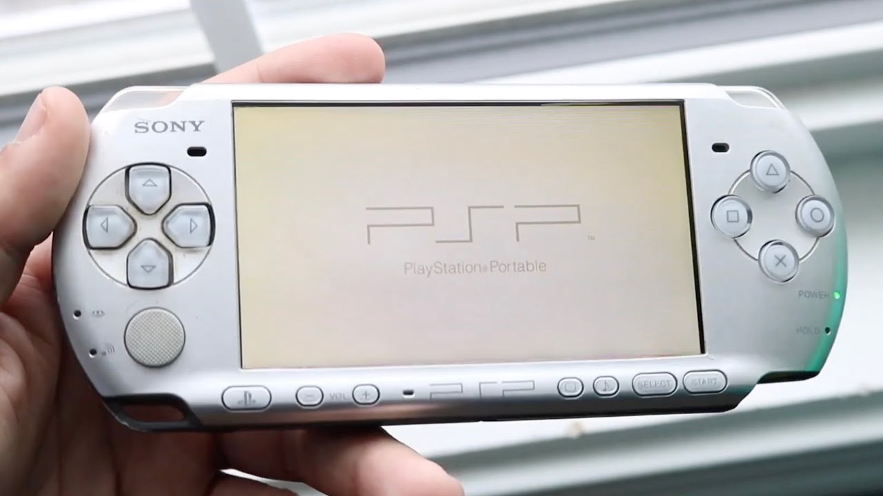 PSP 3000 In 2025! (Still Worth Buying?) (Review)