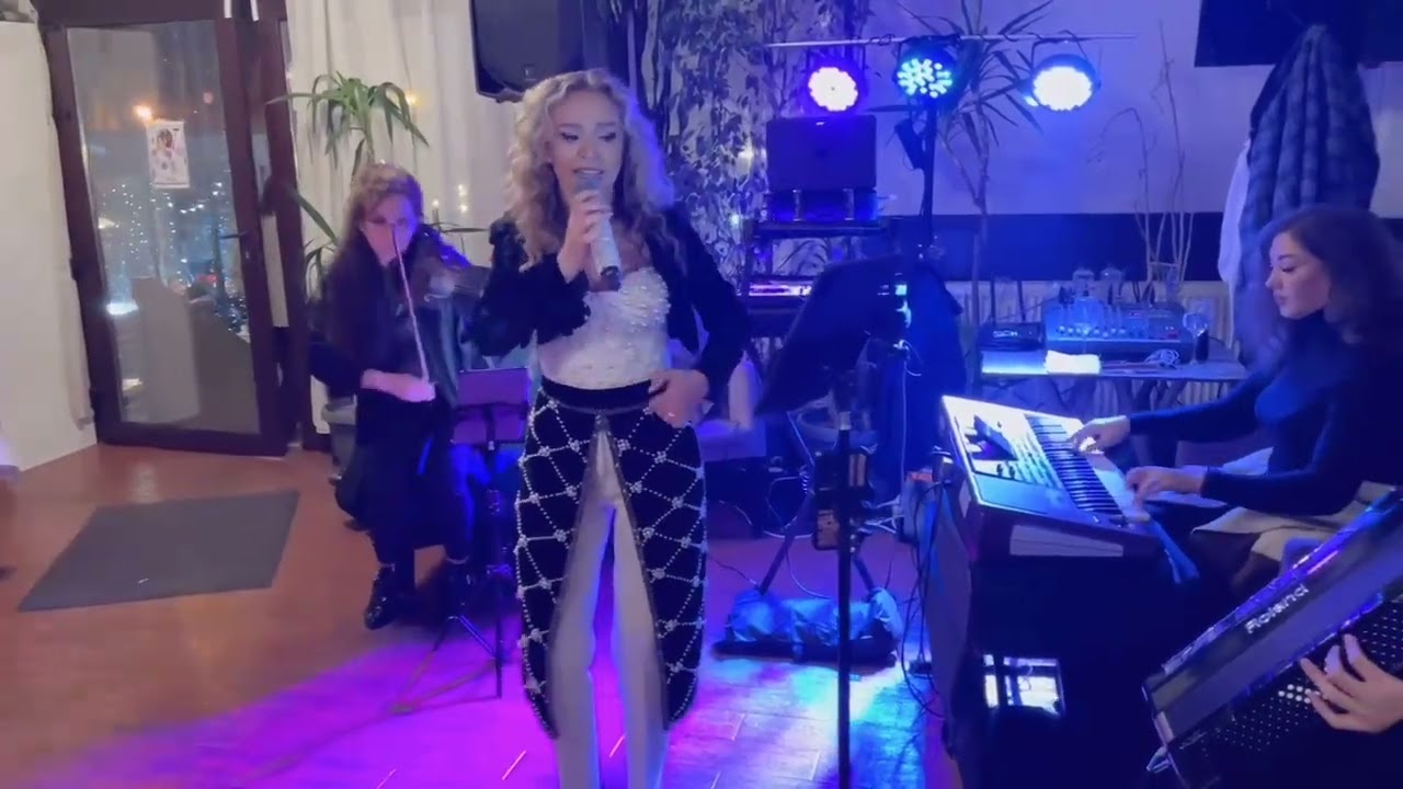 Uneori nu avem plan...doar stare.Improvizăm pe moment, cântăm ce ne vine și lăsăm muzica să curgă 