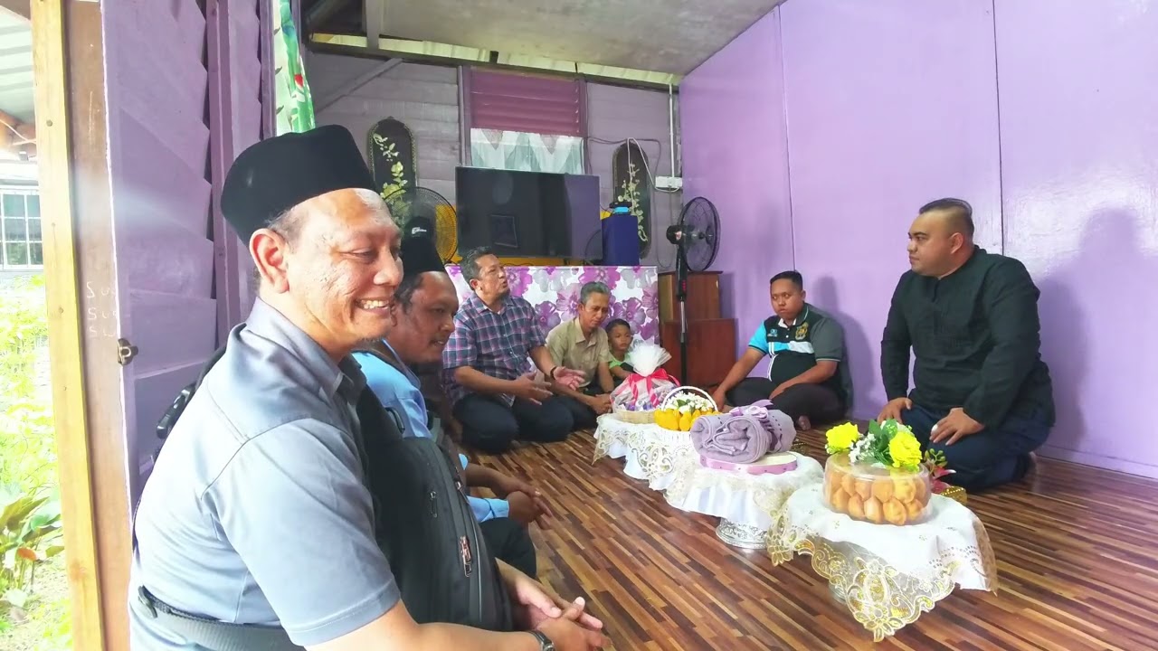 Pak Teh Bertunang