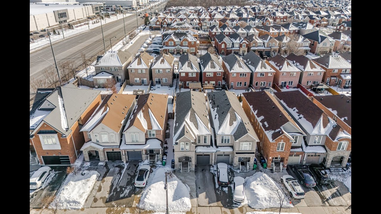 56 Lightcatcher Circle, Brampton Home by Mitch Vora and Team - Real Estate Properties