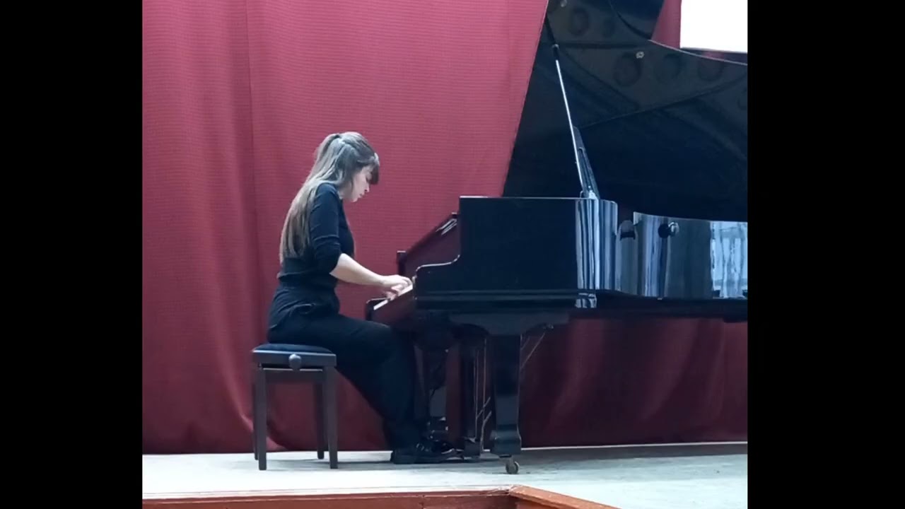 Ciuntu Carolina