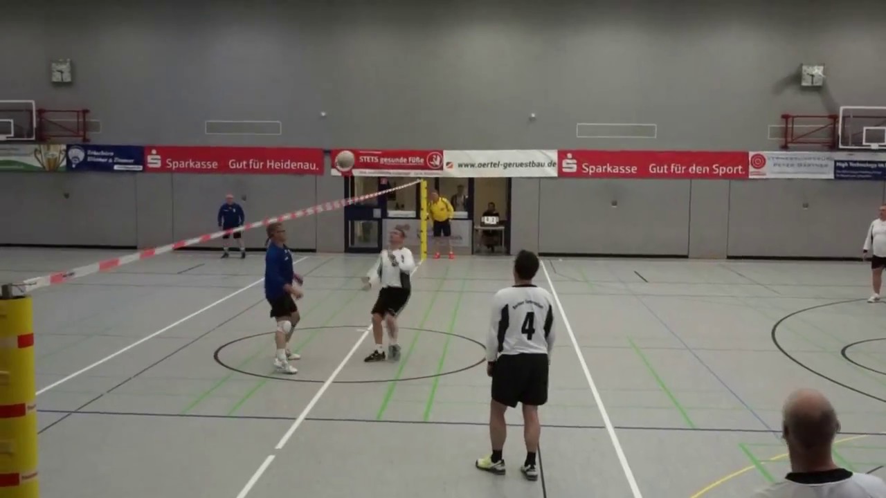 DM der M45 - Halle 2017: Leichlinger TV vs. Berliner Turnerschaft (Vorrunde)