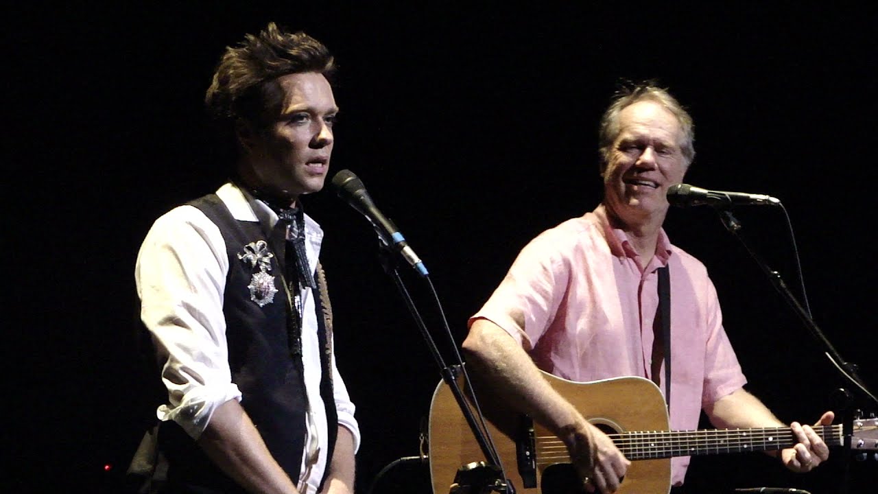 Loudon & Rufus Wainwright, Down where the drunkards roll (Richard & Linda Thompson), London 2011