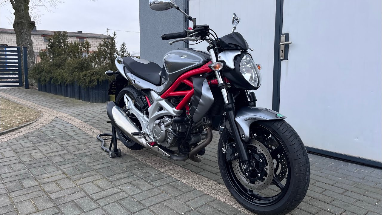 Suzuki SV 650 Gladius MOTWITT Motocykle 