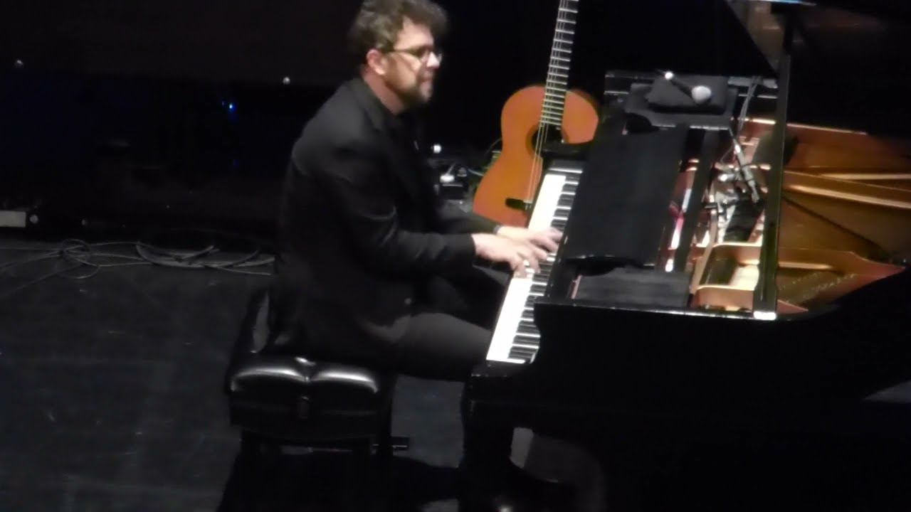Phil Cook - Brothers/Bicycle Kids (Live in Montréal)