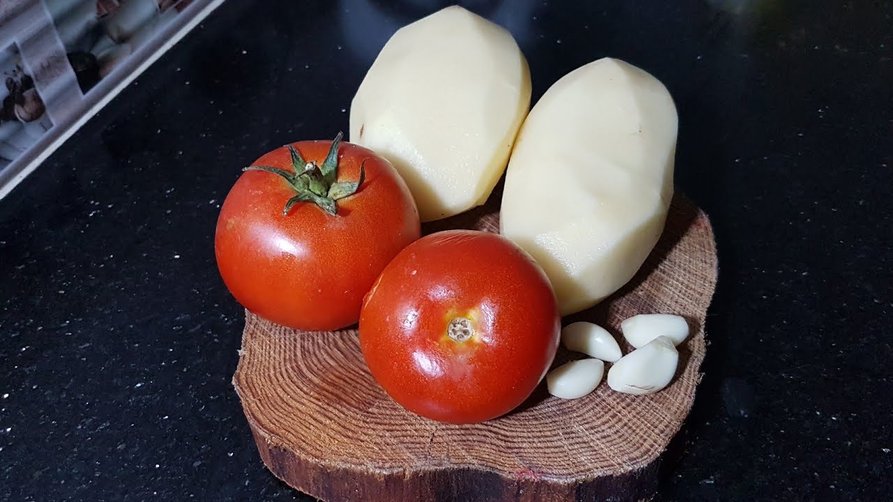 الذ واسهل طبق عملتو لحد الآن😍فقط بحبتي بطاطا🥔🥔وحبتي طماطم🍅🍅لن تصدقي النتيجةالمذهلة😱