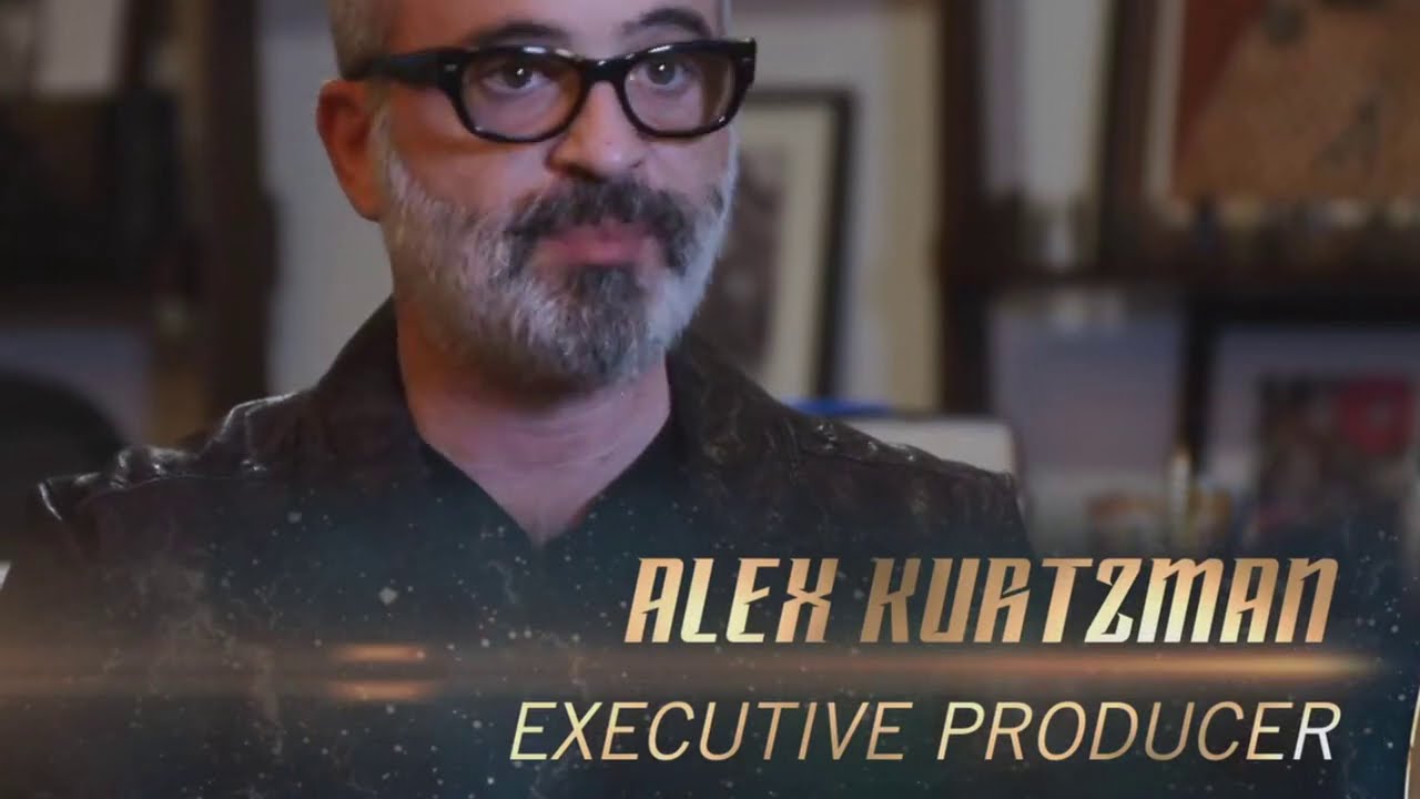 Star Trek Discovery Ship Size Comparison Clips - Outside Windows Vs. Inside Caverns and Turbolifts