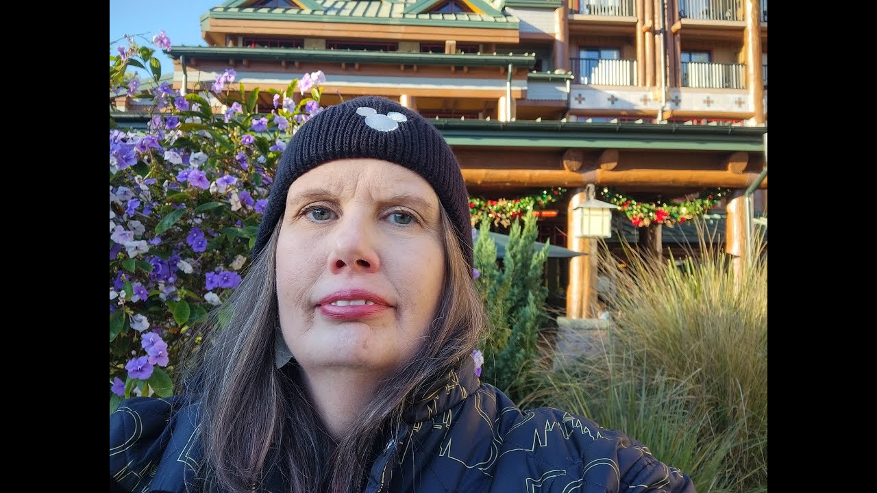 Disney's Wilderness Lodge Roaring Fork For Breakfast 12/12/25