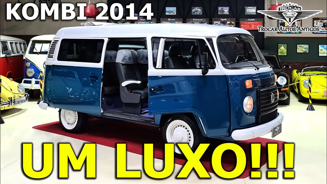MEGA LUXUOSA!!! KOMBI 2014, Ar-condicionado elétrico, Teto solar, Dvd, 08 bancos reclináveis! LINDA!