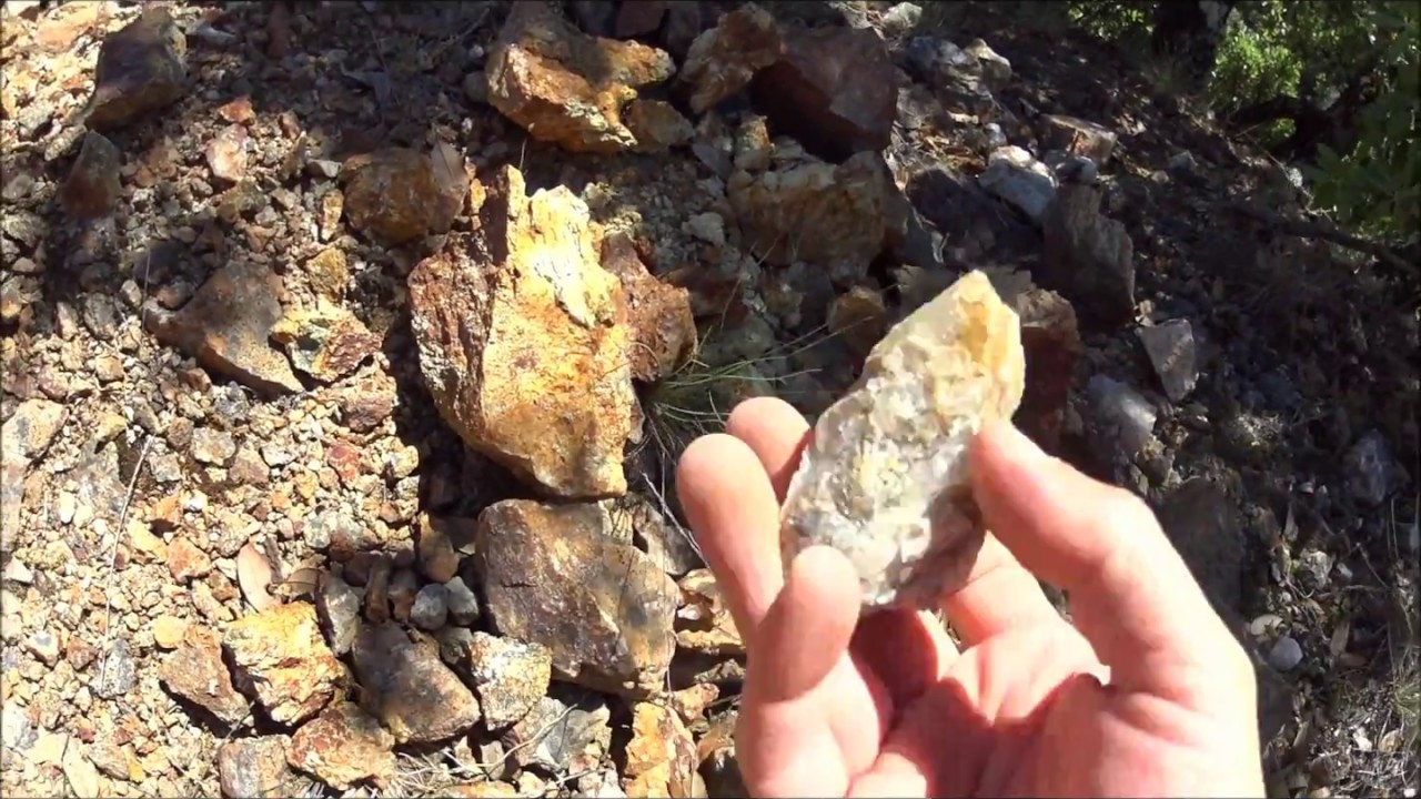 Recherche de minerais dans une 2ème exploitation minière de notre région.