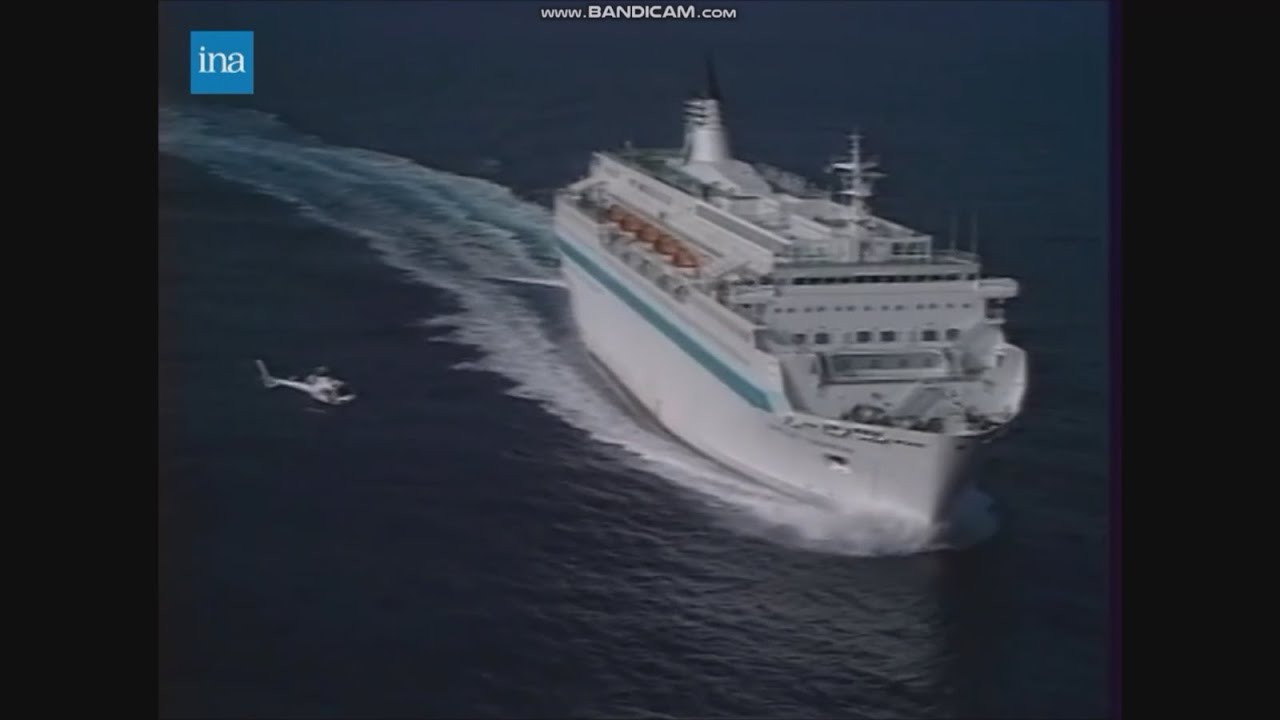 LANCEMENT DU FERRY 