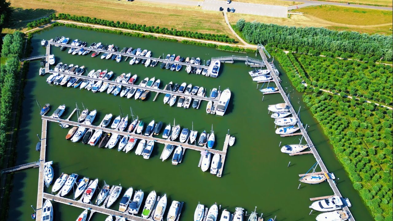 4K drone view, jachthaven Rhoon🇳🇱