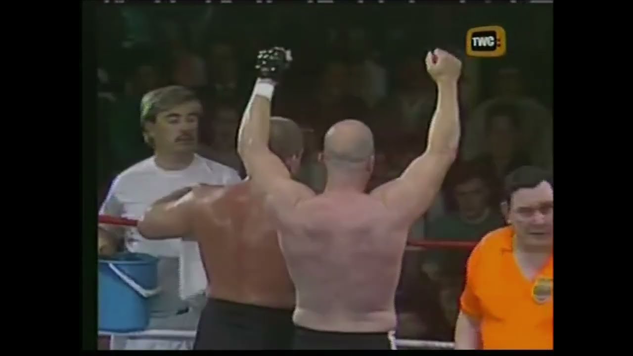 Robbie Brookside/Steve Regal v Road Warriors Tag Team