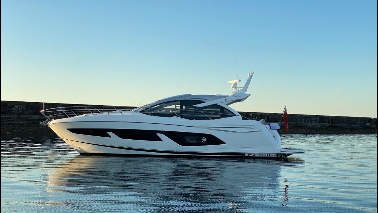 &pound; 895,000 Sunseeker Predator 50  